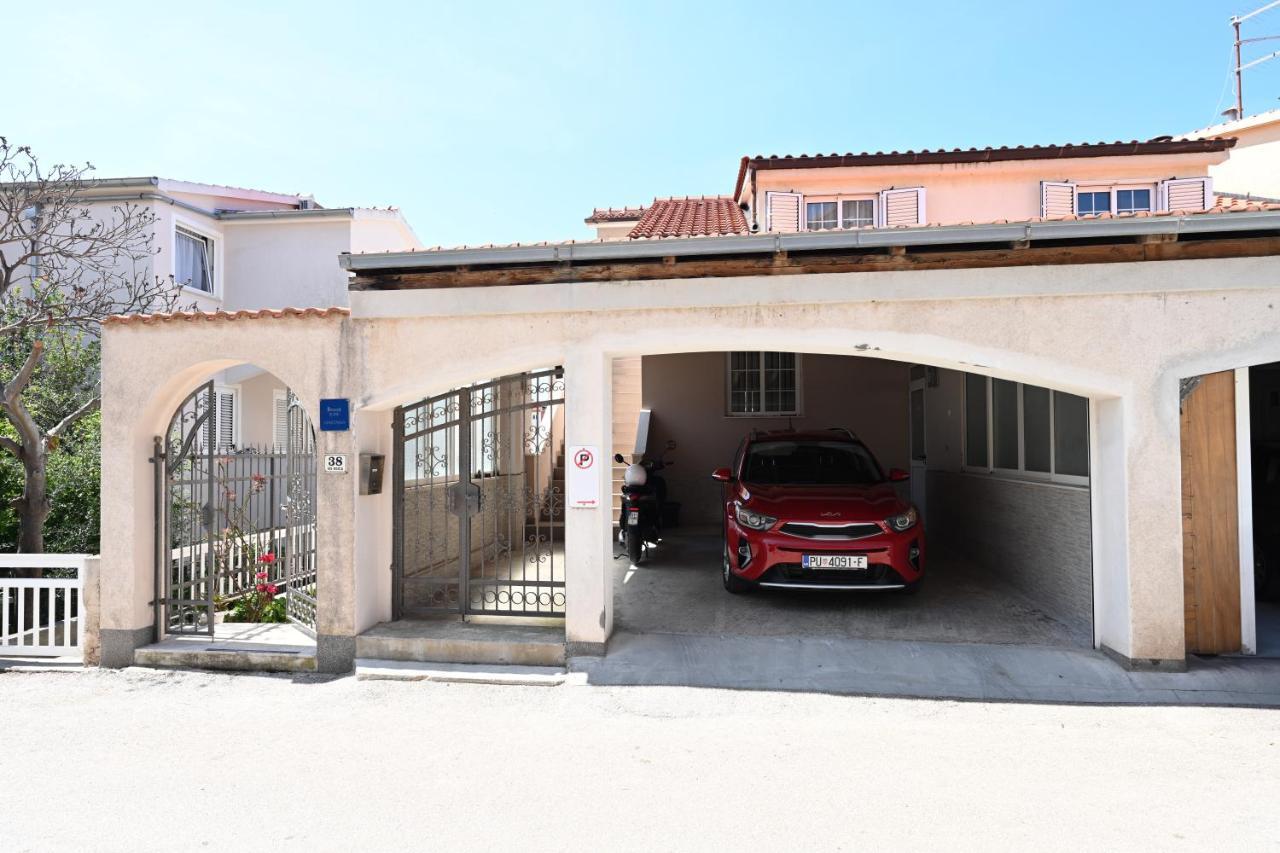 Apartment Kokolo Sea View Hvar Hvar Town Buitenkant foto